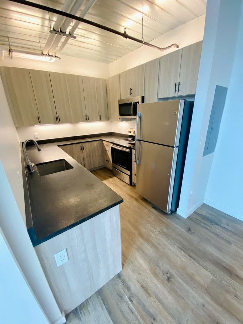 Worcester Apartment: 150 Green Street