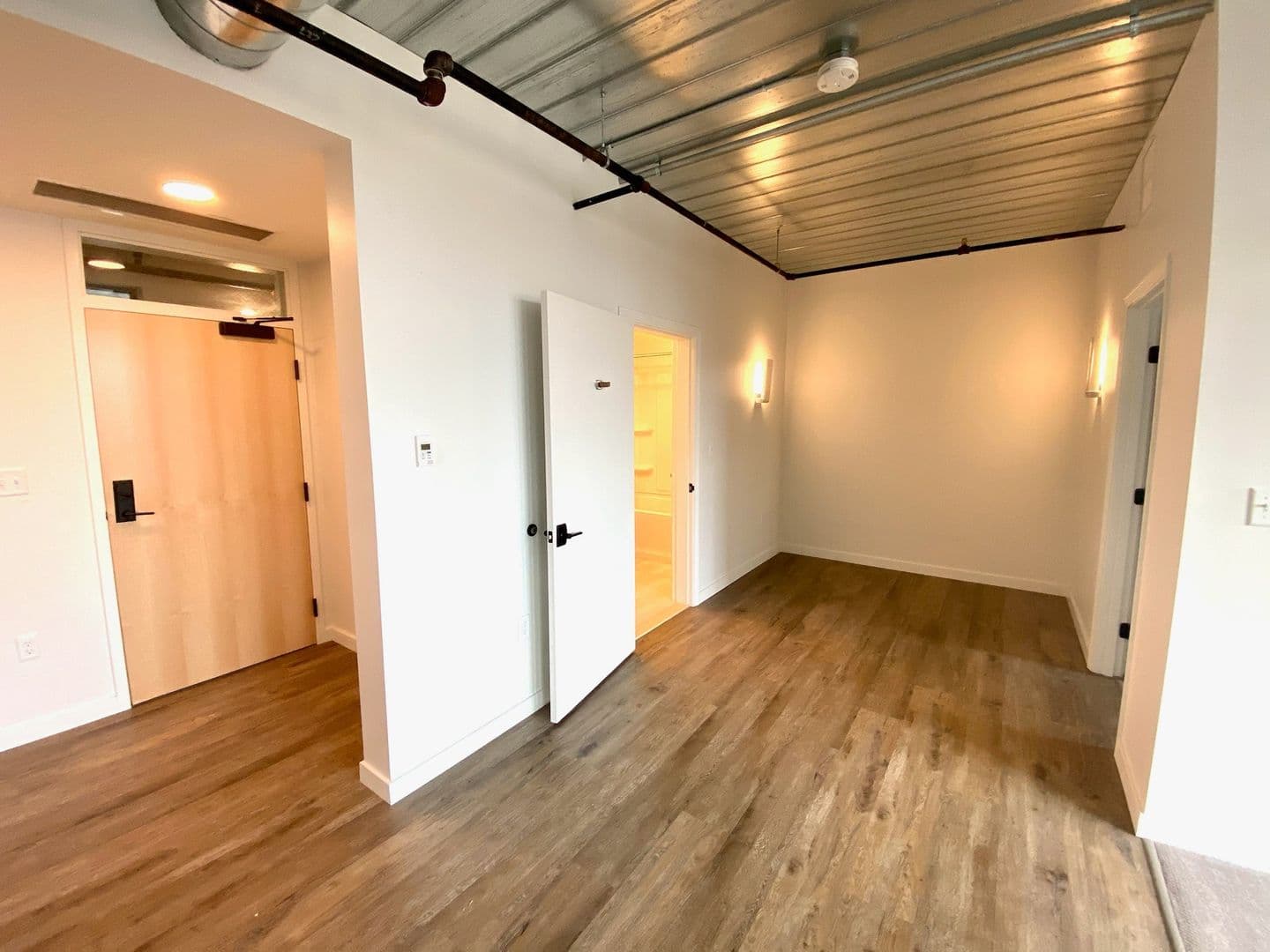 Worcester Apartment: 150 Green Street