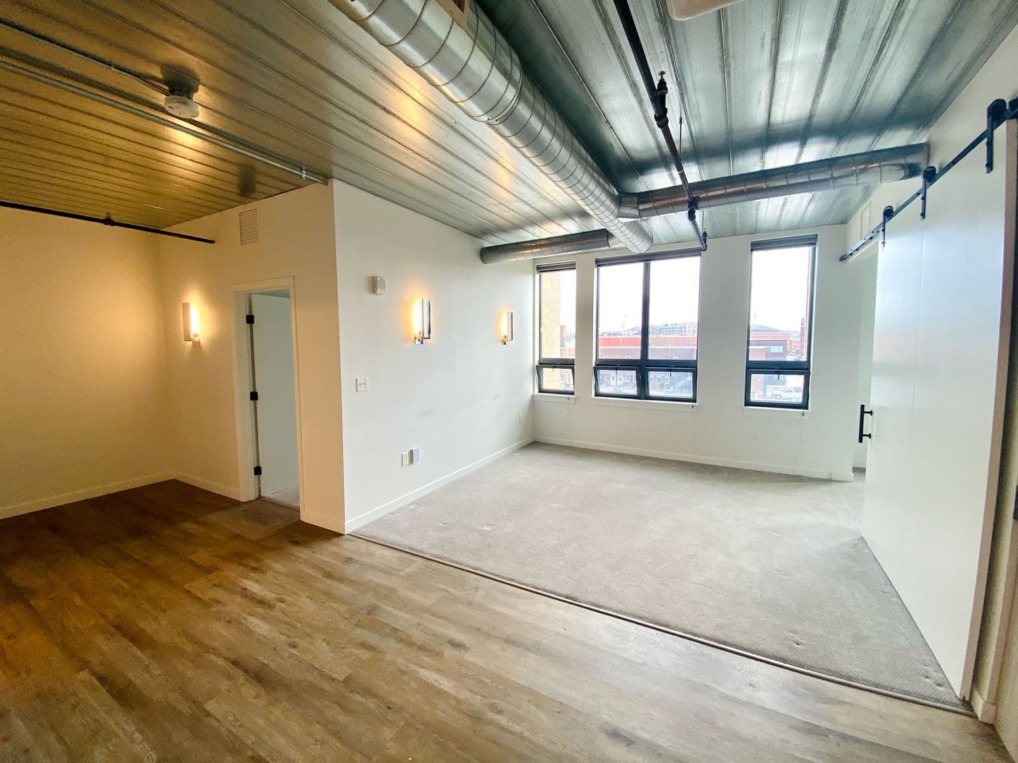 Worcester Apartment: 150 Green Street