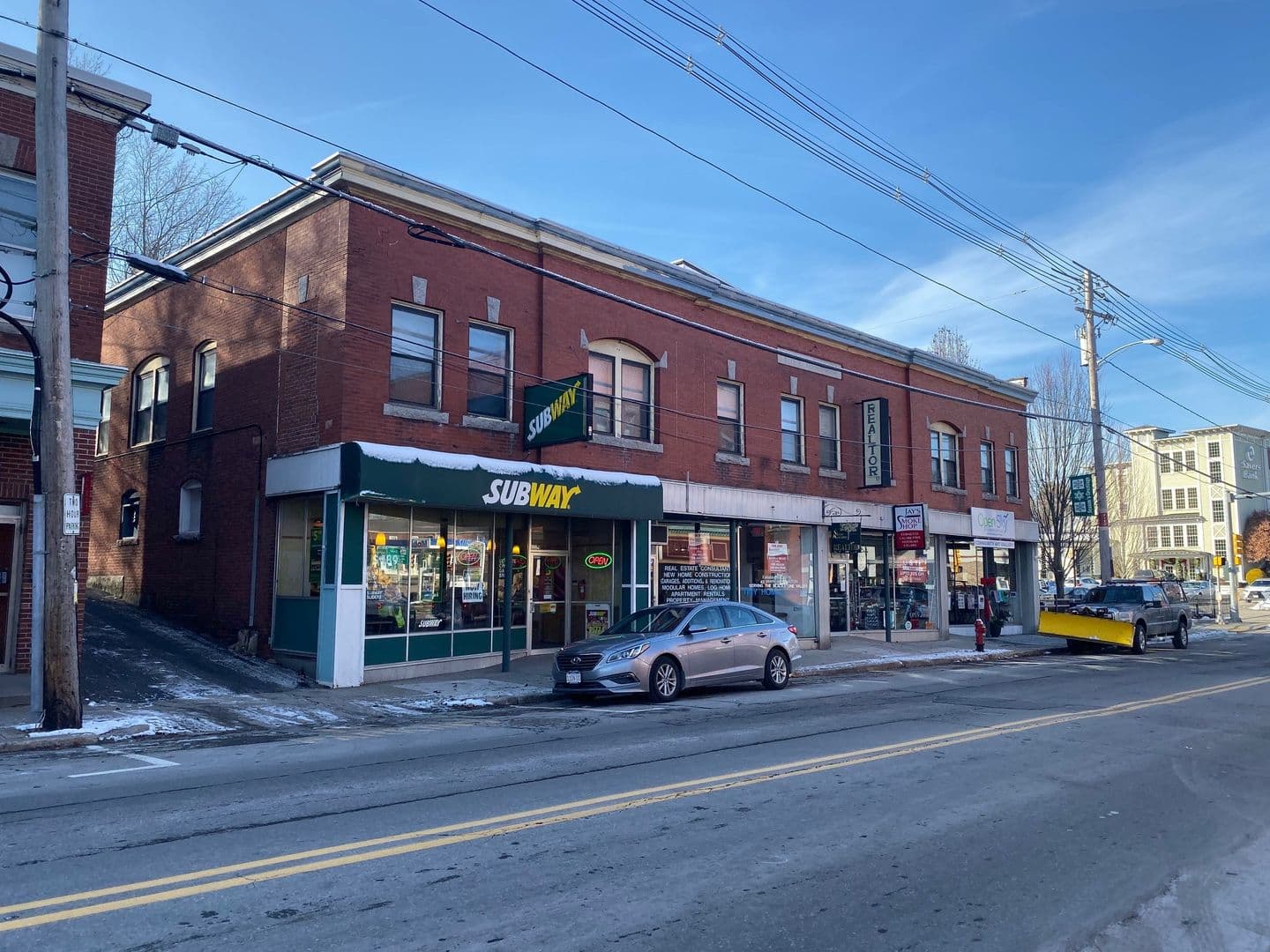 Uxbridge Apartment: 5 South Main Street