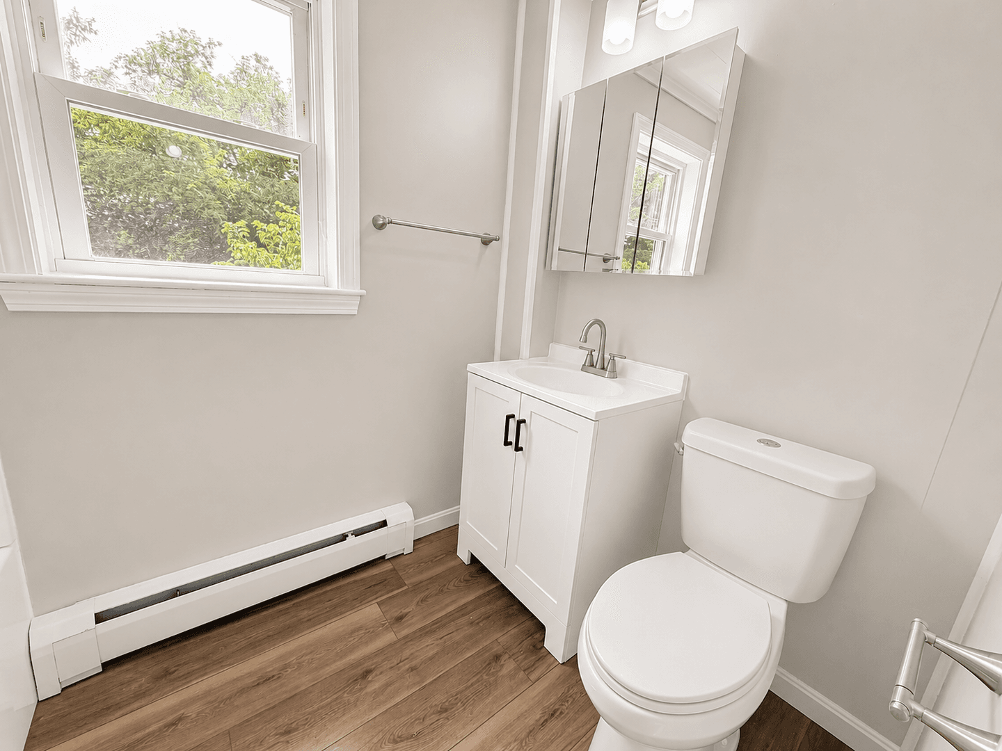 Webster Townhome: 2 & 4 Goodness St