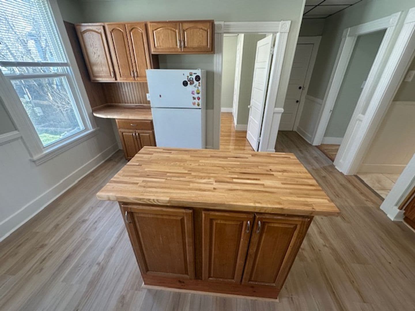 Worcester Apartment: 4 Hillside Street
