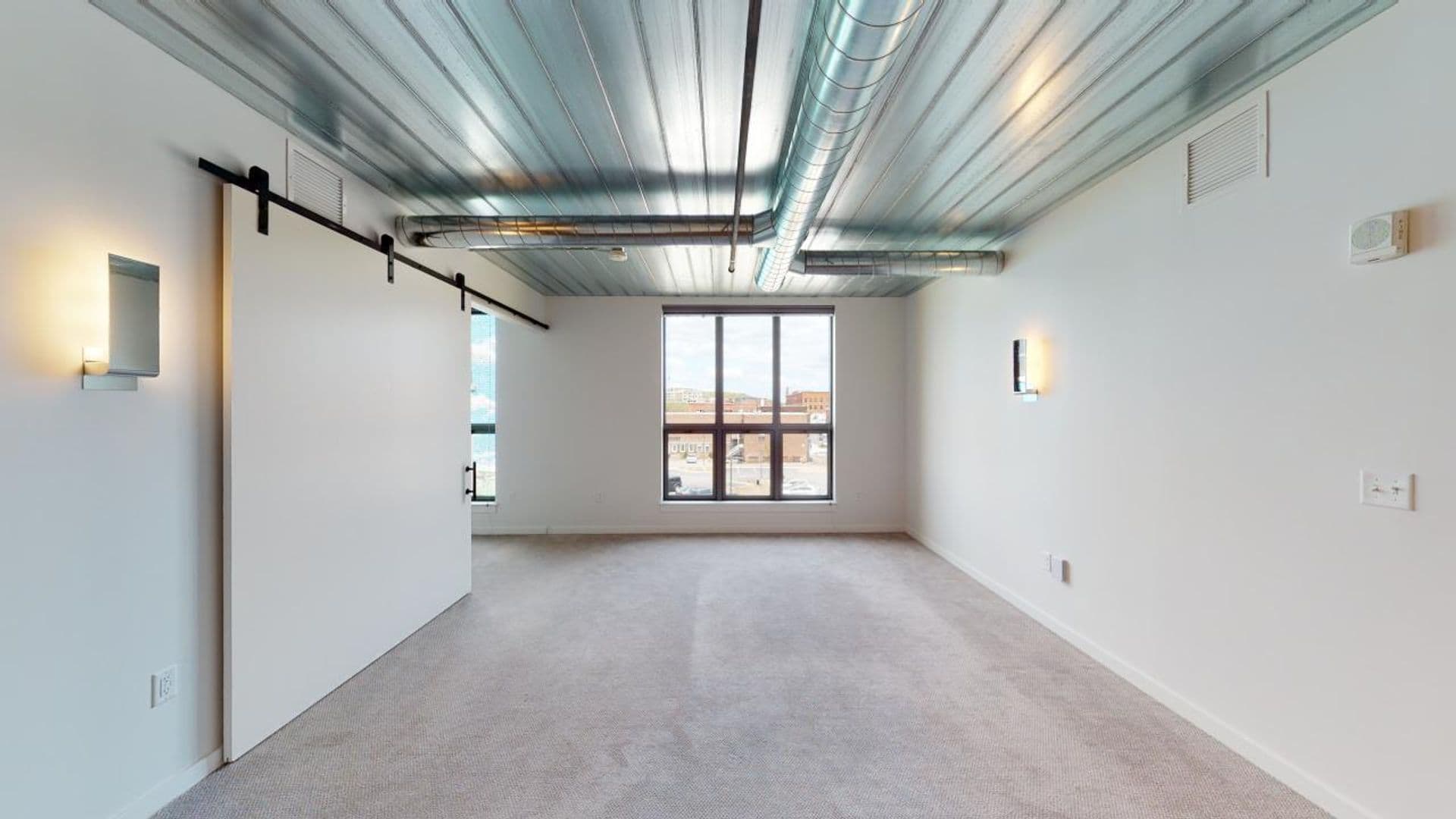 Worcester Apartment: 150 Green Street