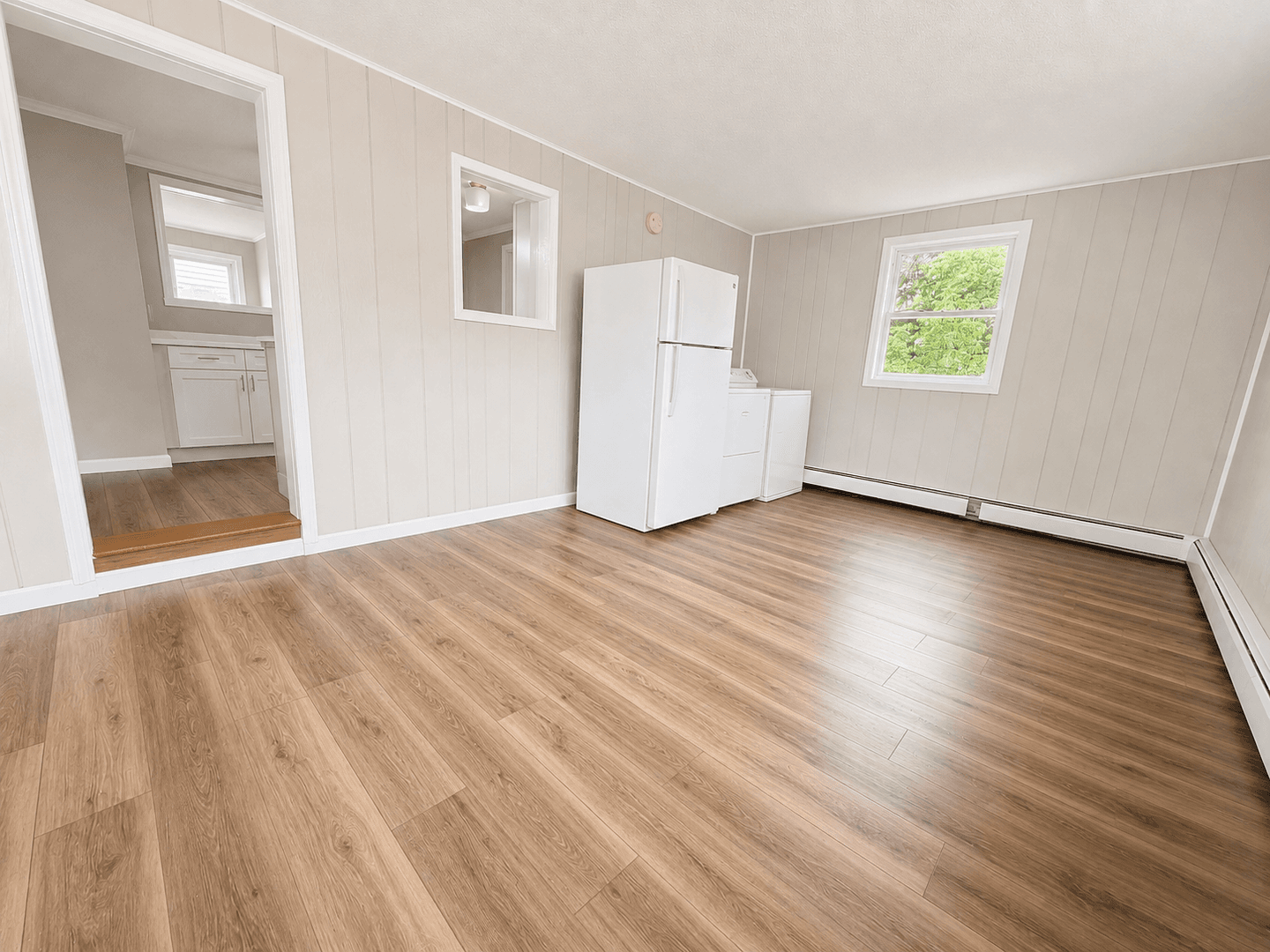 Webster Townhome: 2 & 4 Goodness St