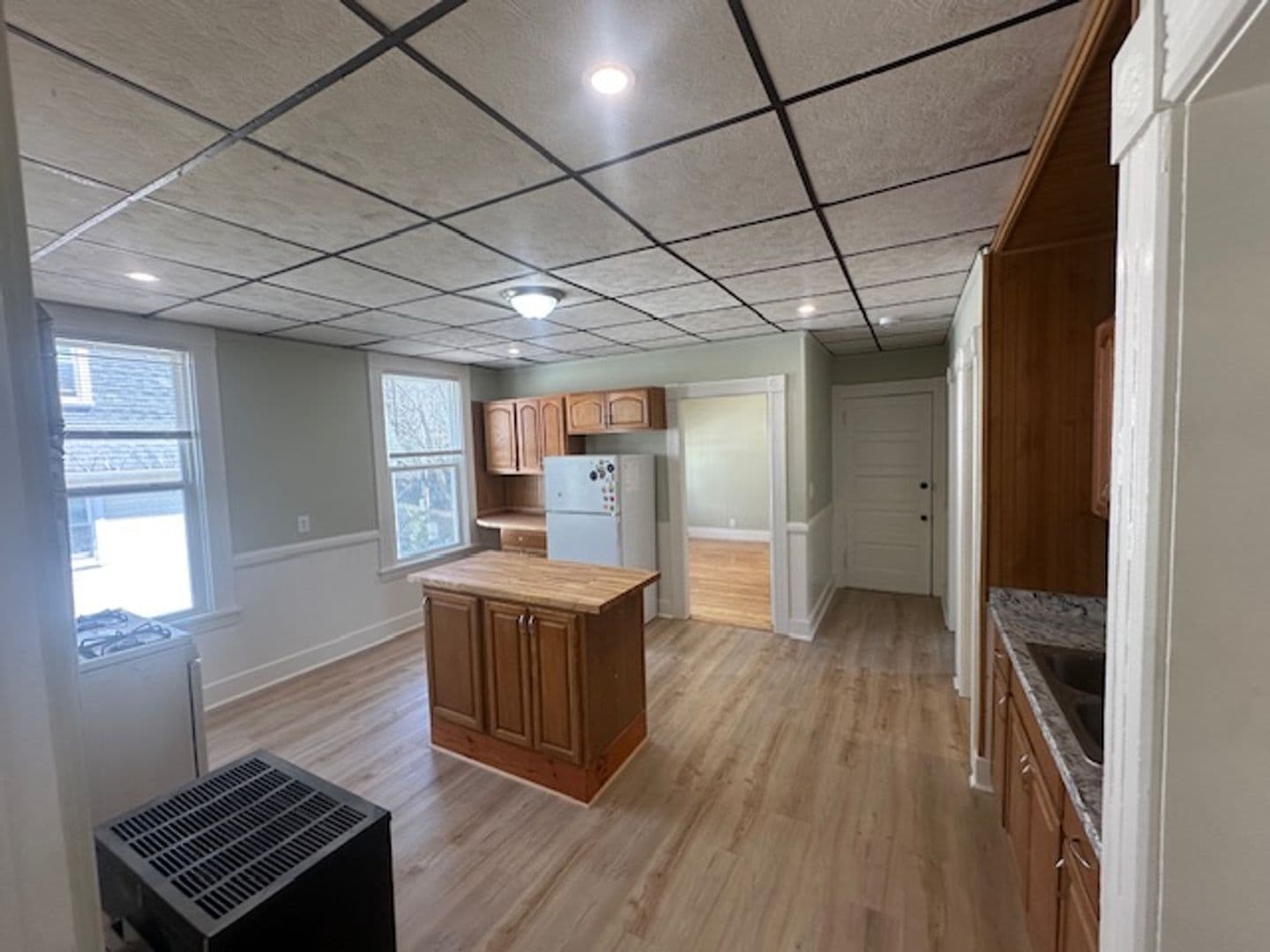 Worcester Apartment: 4 Hillside Street