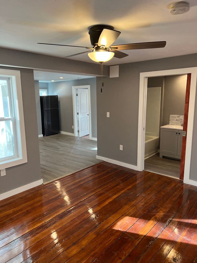 Spencer Apartment: 34 Temple Street