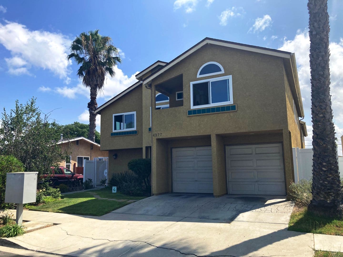 San Diego Condo: 4377 Wilson Avenue