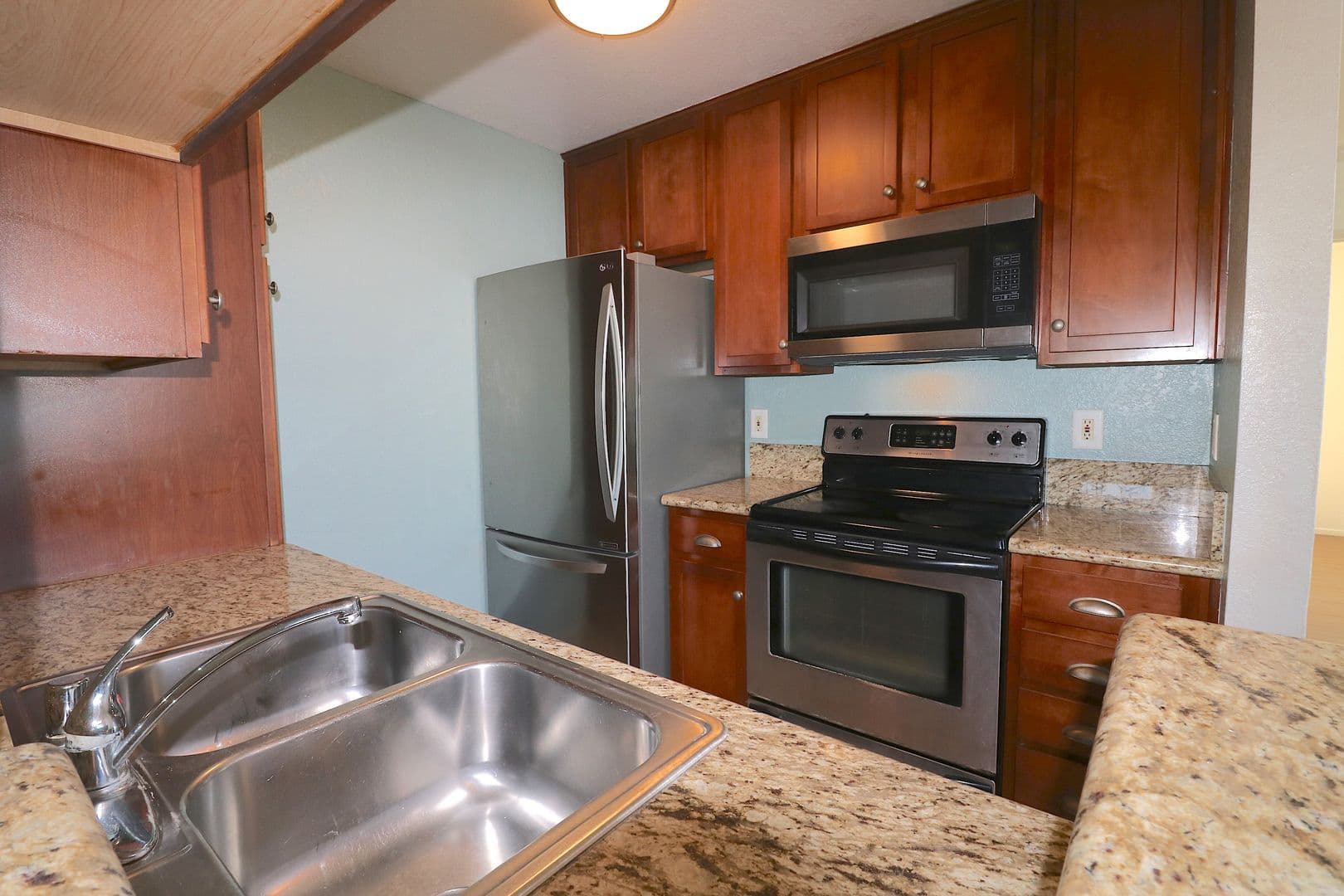 San Diego Condo: 4377 Wilson Avenue