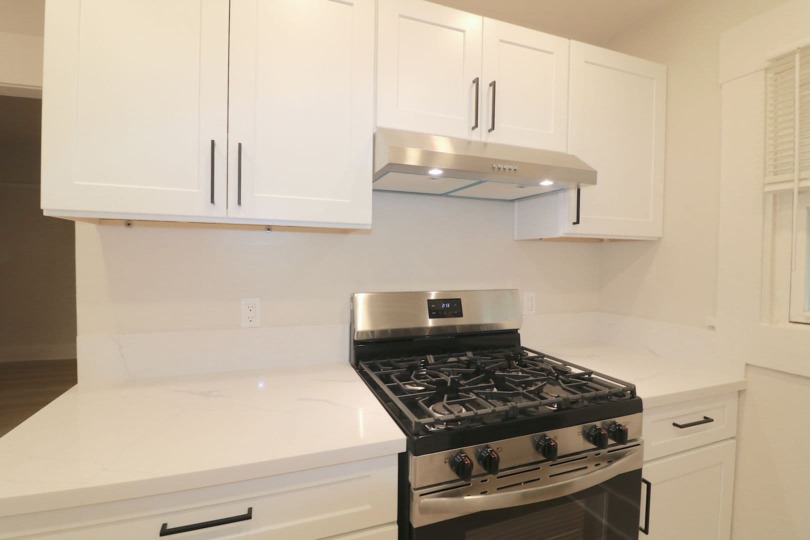 San Diego Apartment: 2142 Fifth Avenue