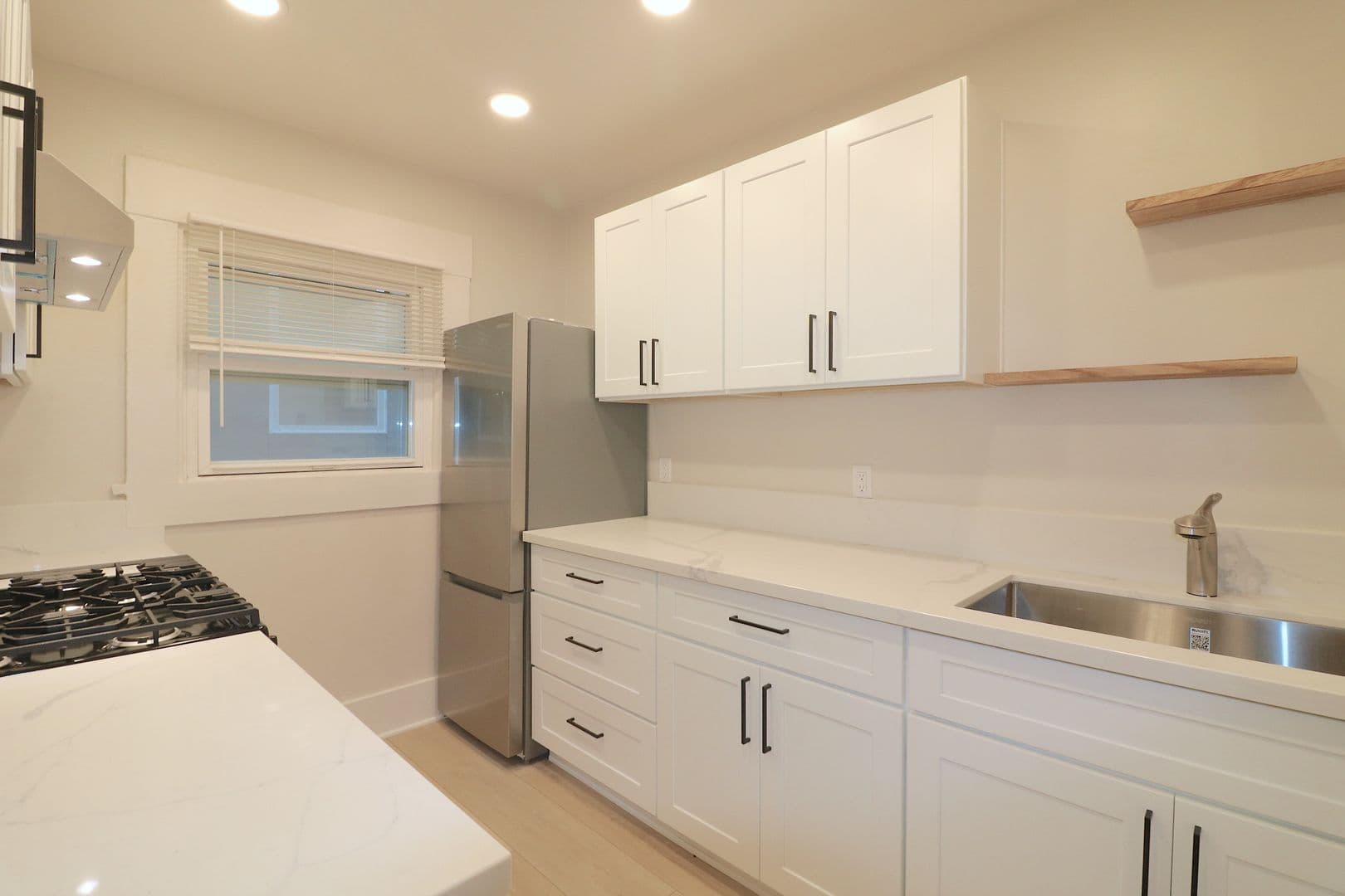 San Diego Apartment: 2142 Fifth Avenue