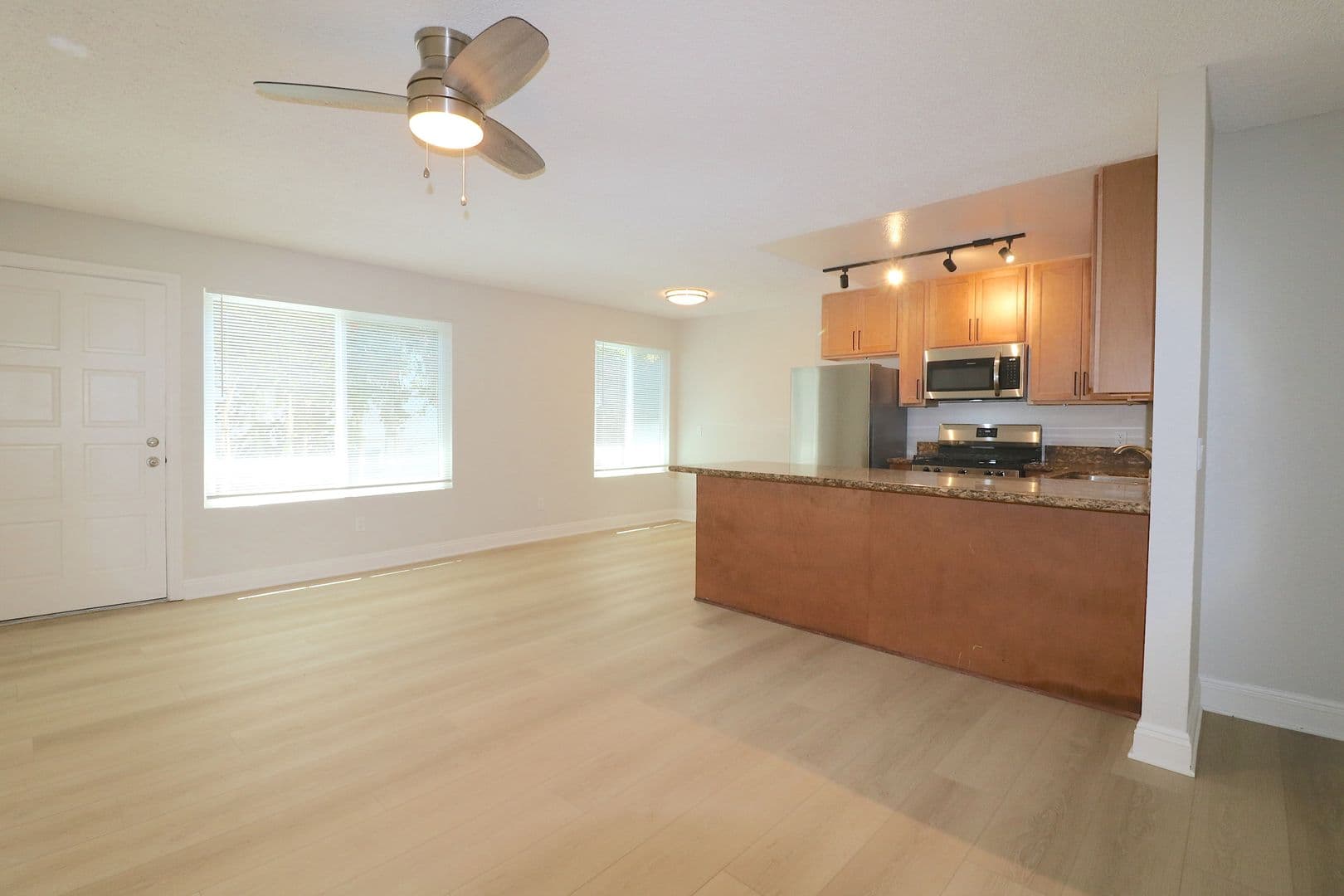 San Diego Apartment: 4333 Winona Avenue