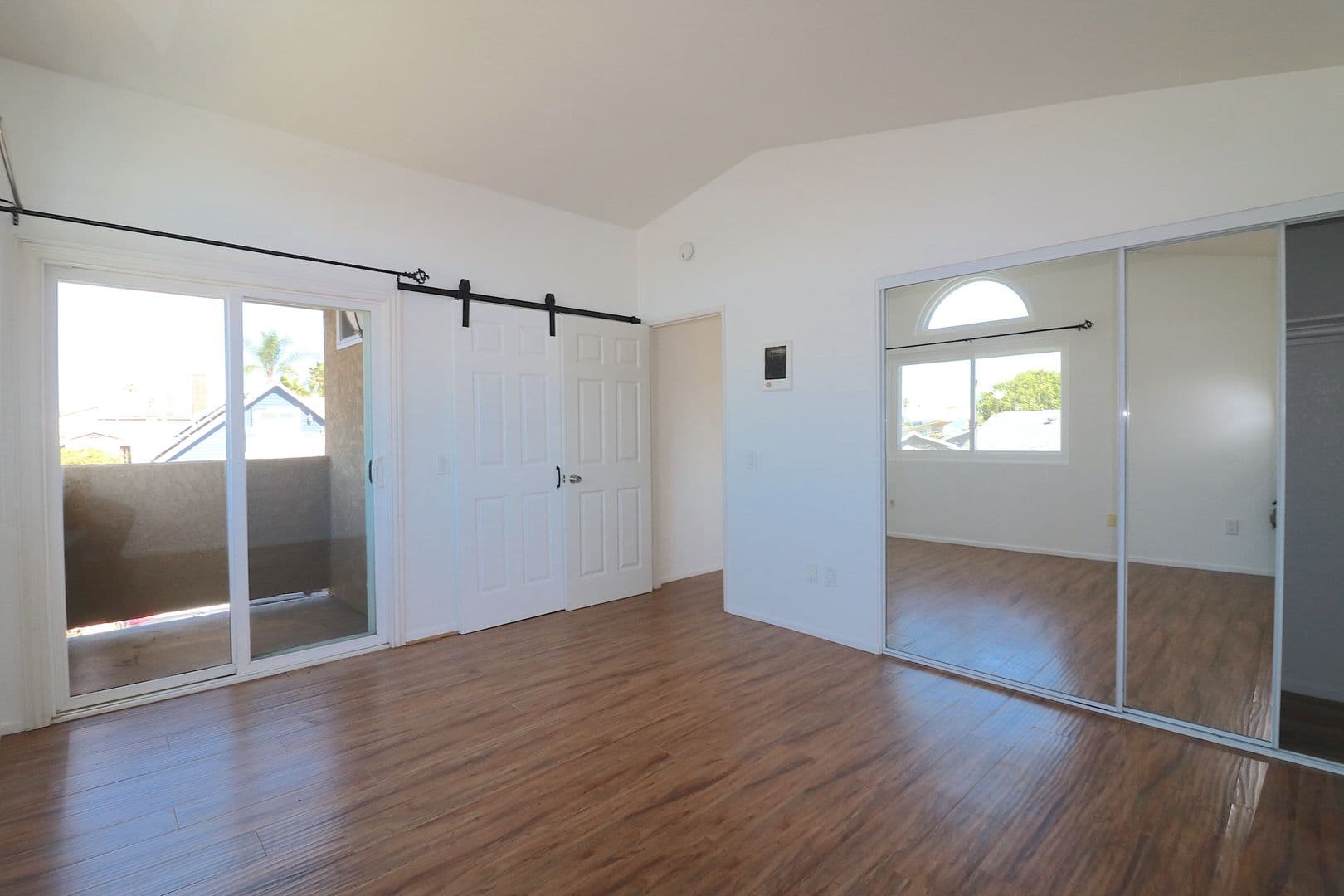 San Diego Condo: 4377 Wilson Avenue