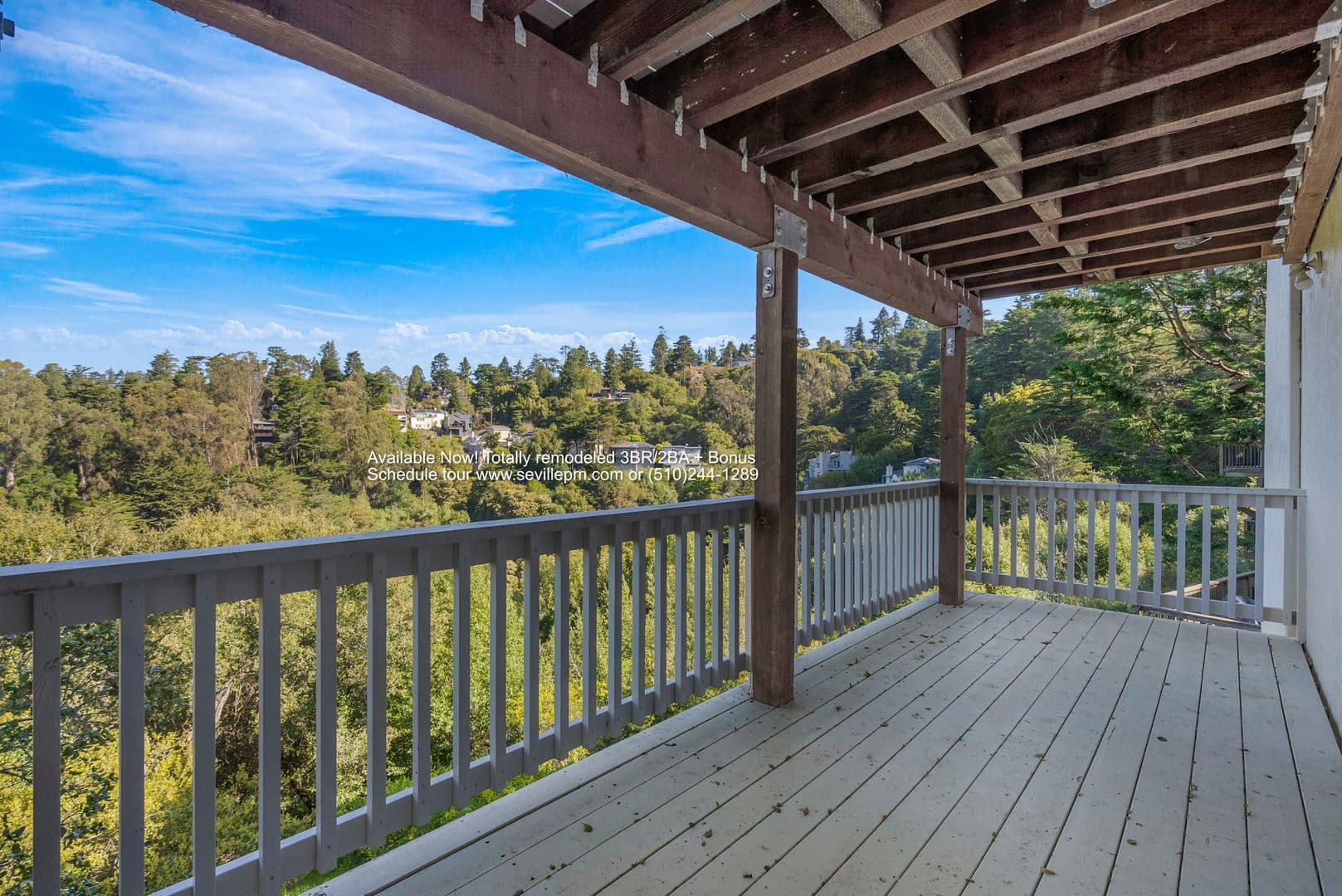 Oakland House: 5945 Girvin Dr
