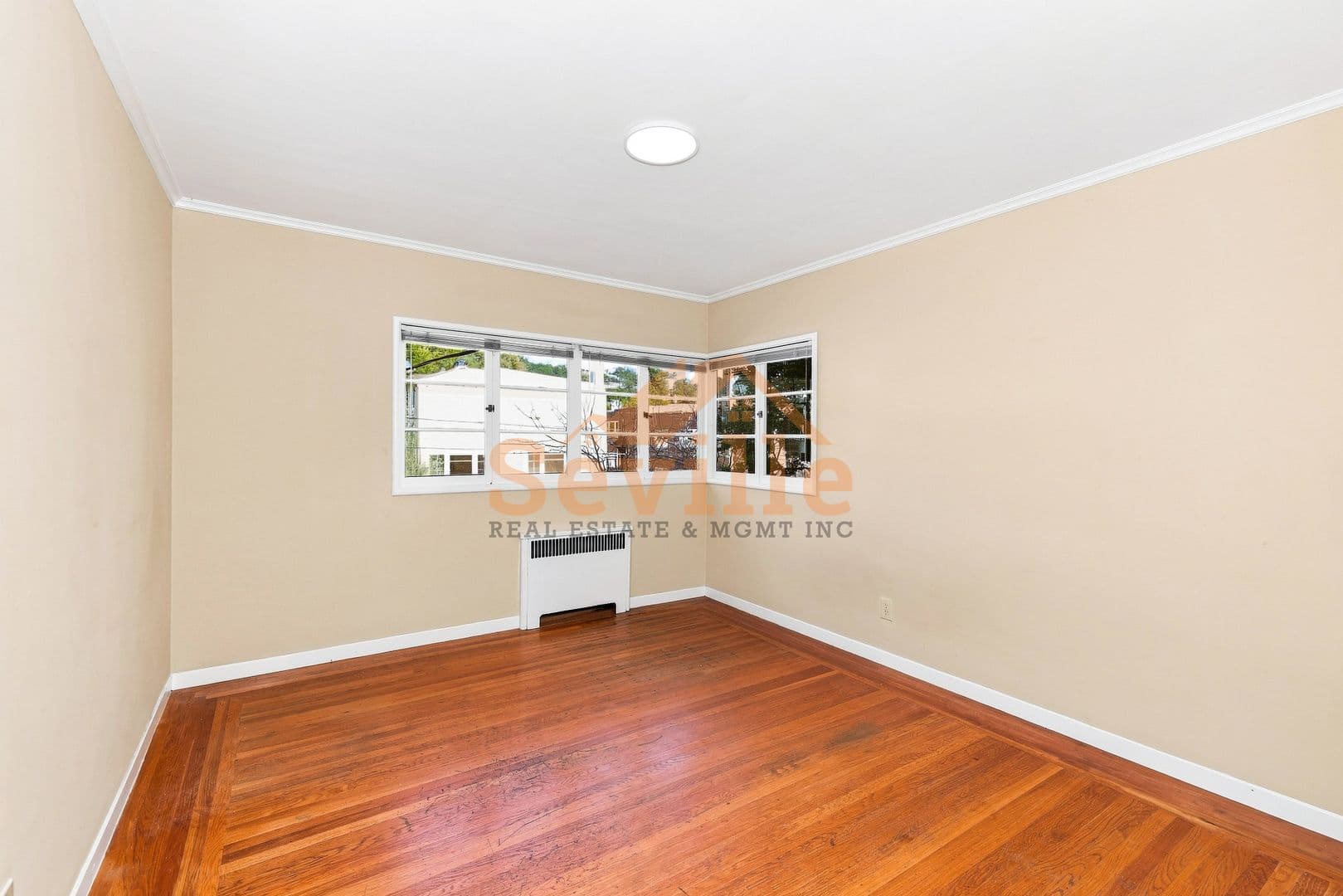 Berkeley Apartment: 1526 Arch Street