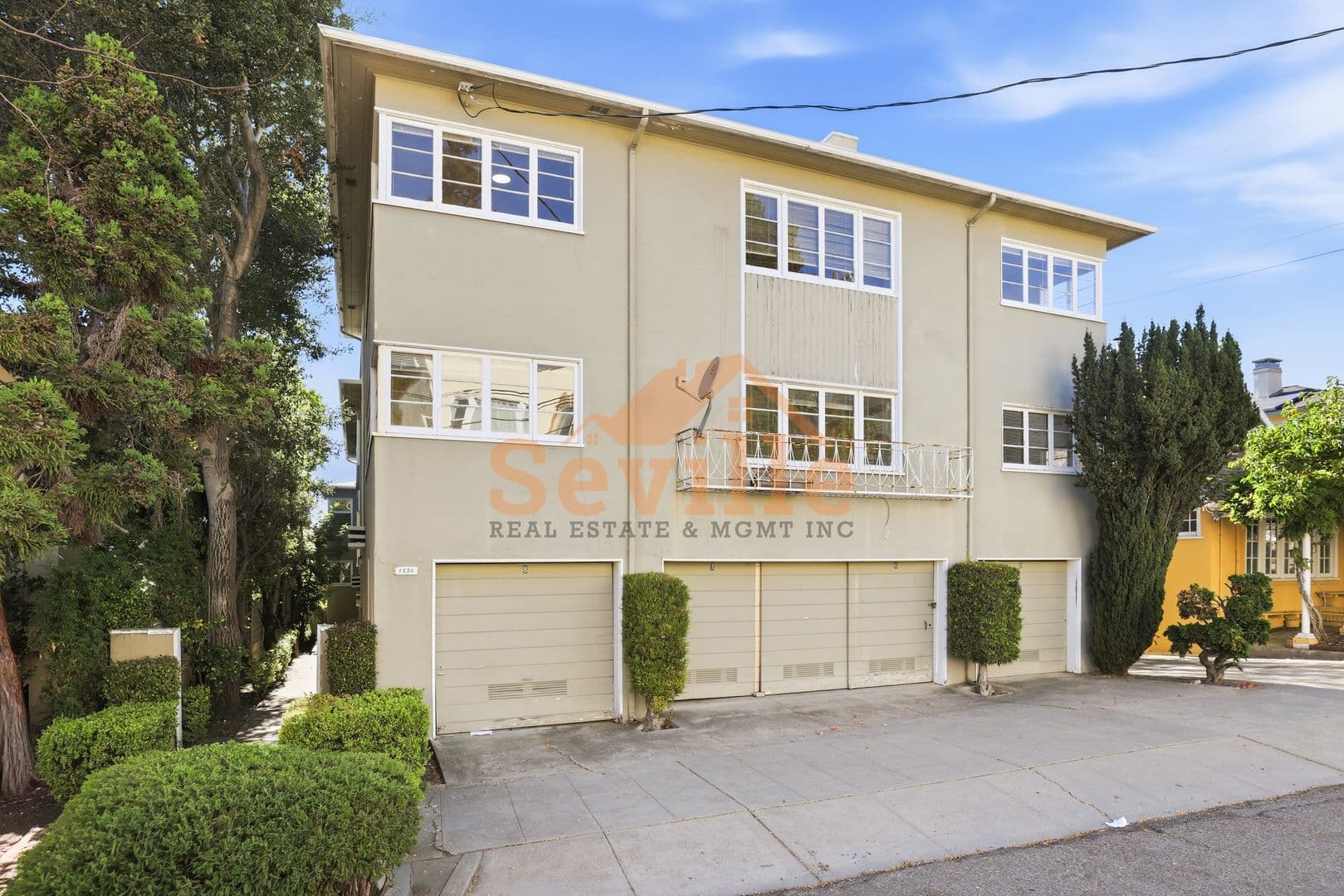 Berkeley Apartment: 1526 Arch Street