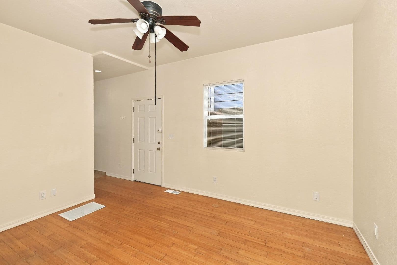 Oakland Condo: 619 22nd St
