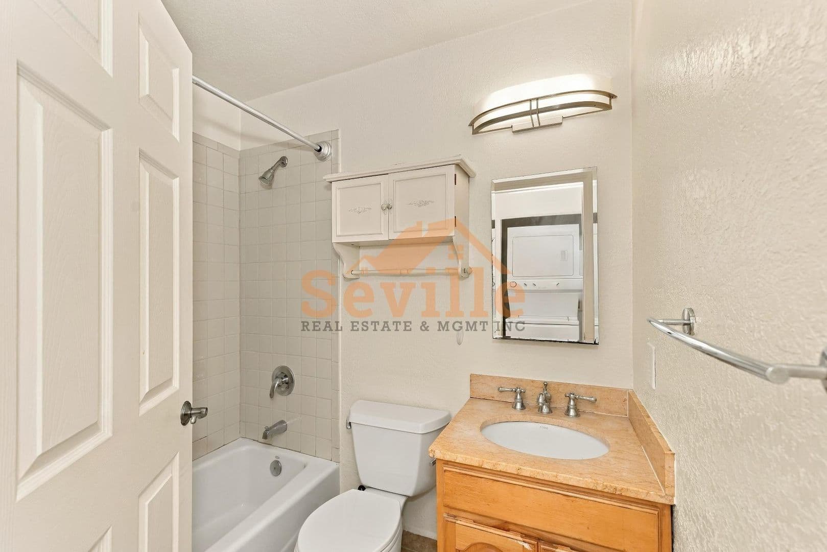 Oakland Condo: 619 22nd St