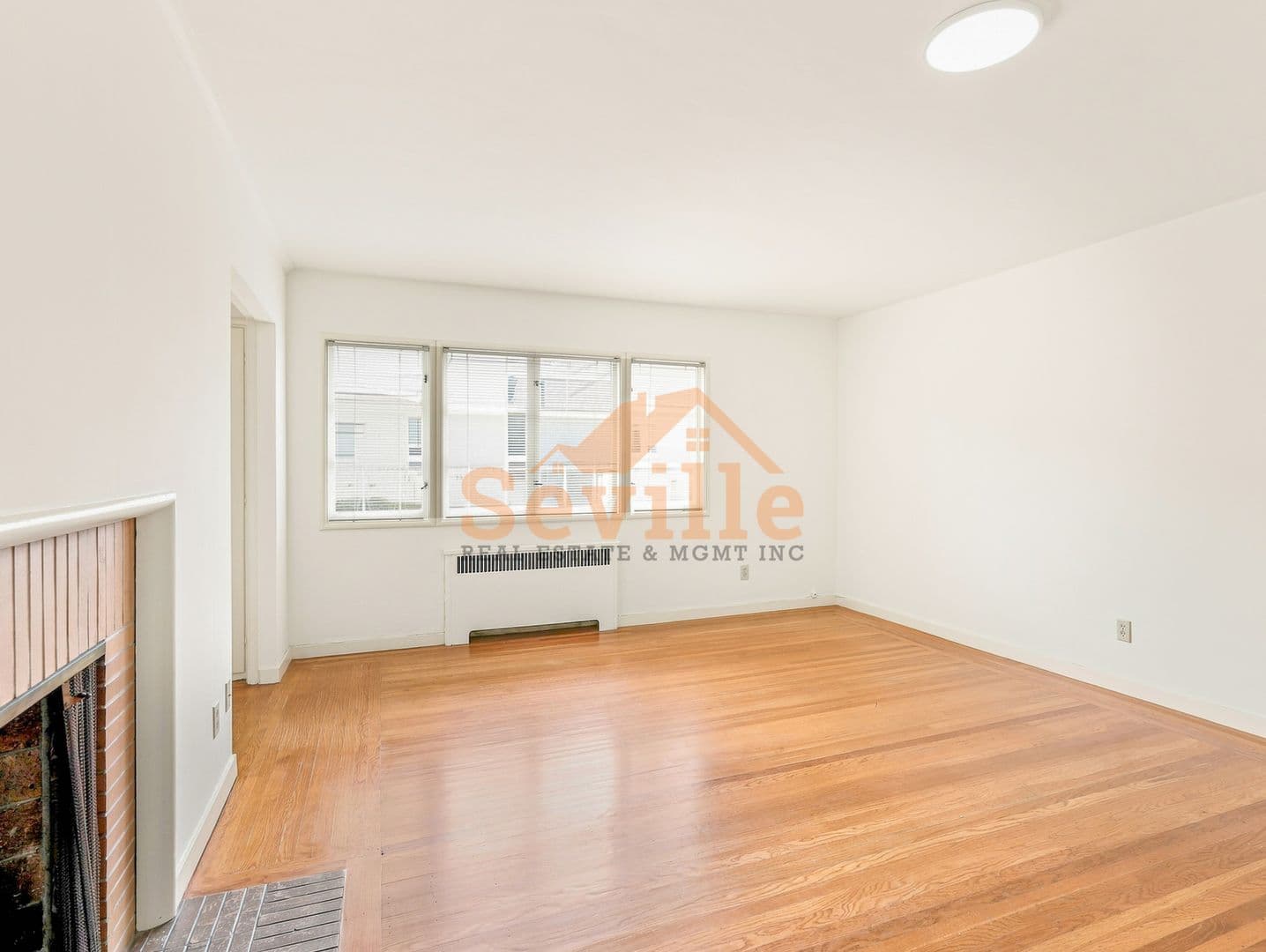 Berkeley Apartment: 1526 Arch Street