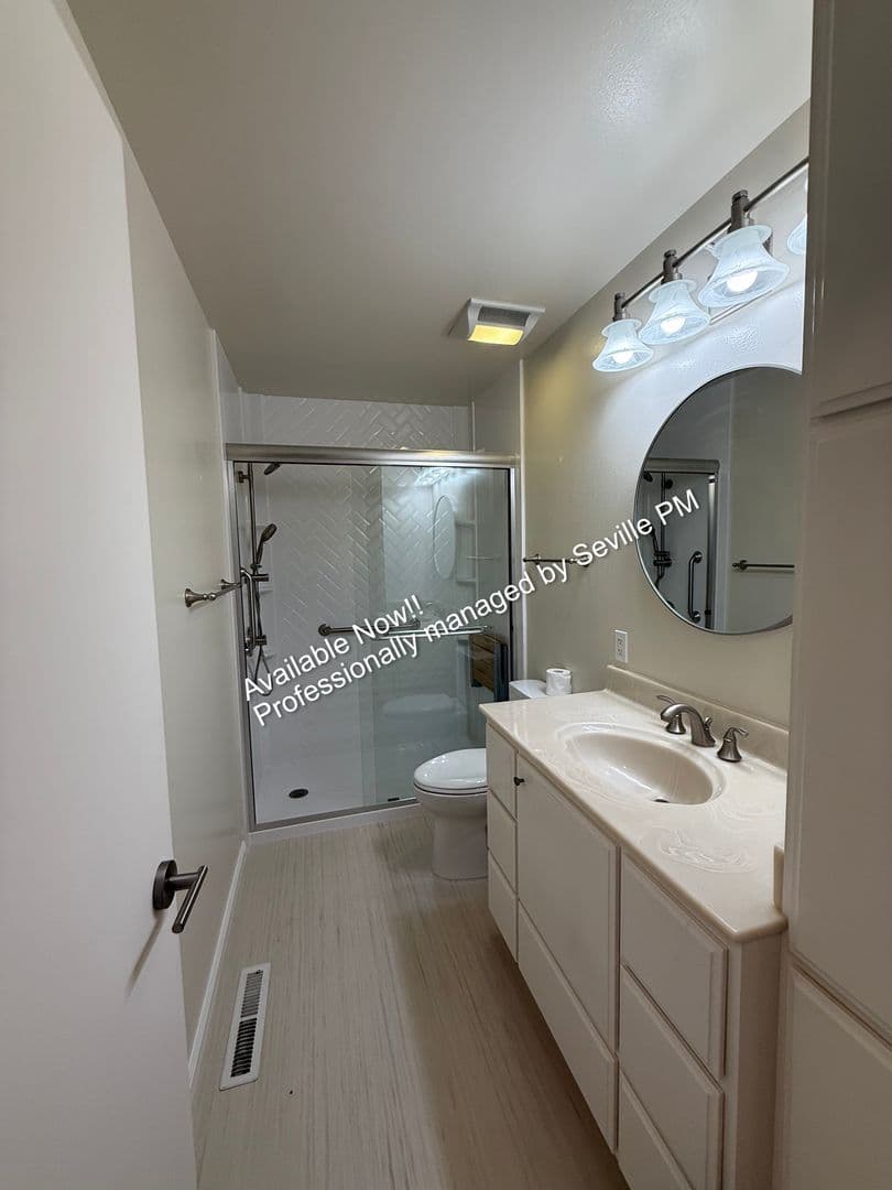 Alameda Townhome: 1175 Island Dr