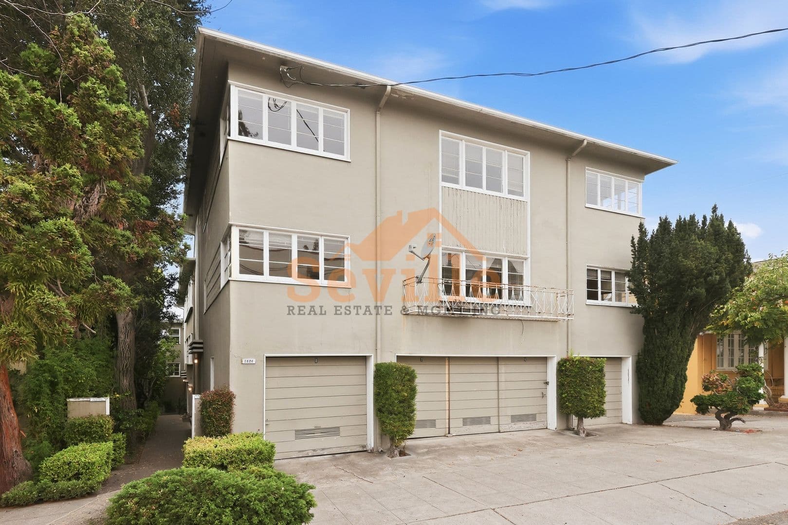 Berkeley Apartment: 1526 Arch Street