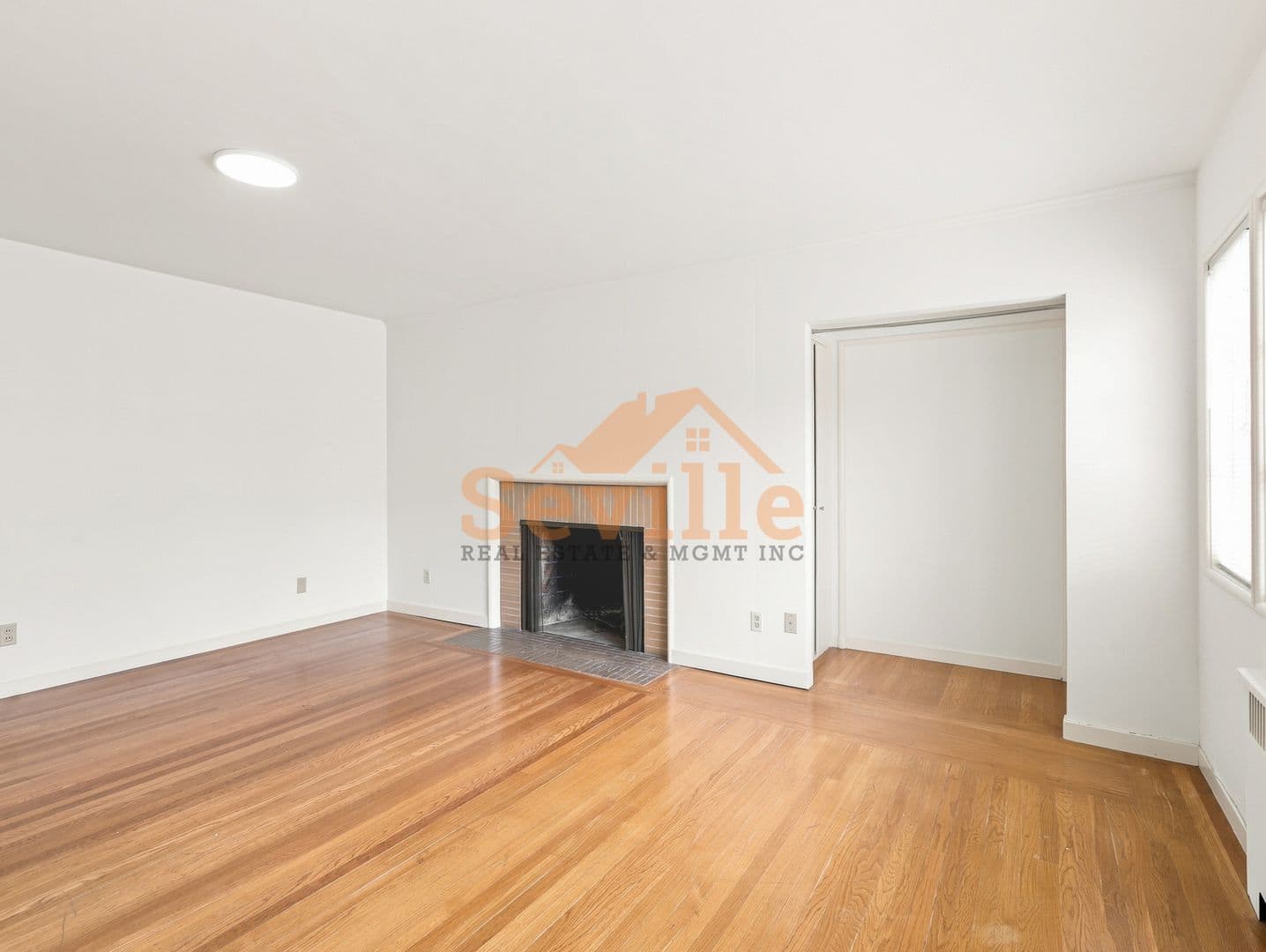 Berkeley Apartment: 1526 Arch Street