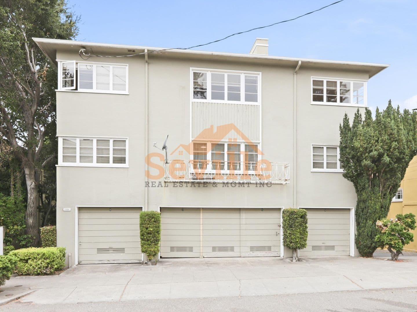Berkeley Apartment: 1526 Arch Street