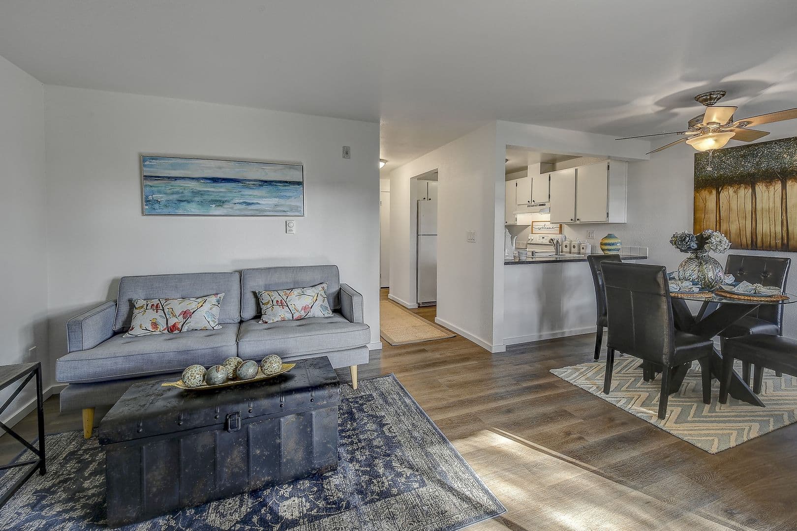 Kirkland House: 12505 NE 116th St. #A17