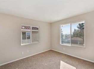 Fontana House: 15734 Grevillea Street