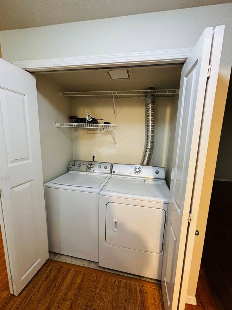 Everett Condo: 1009 112th St SE