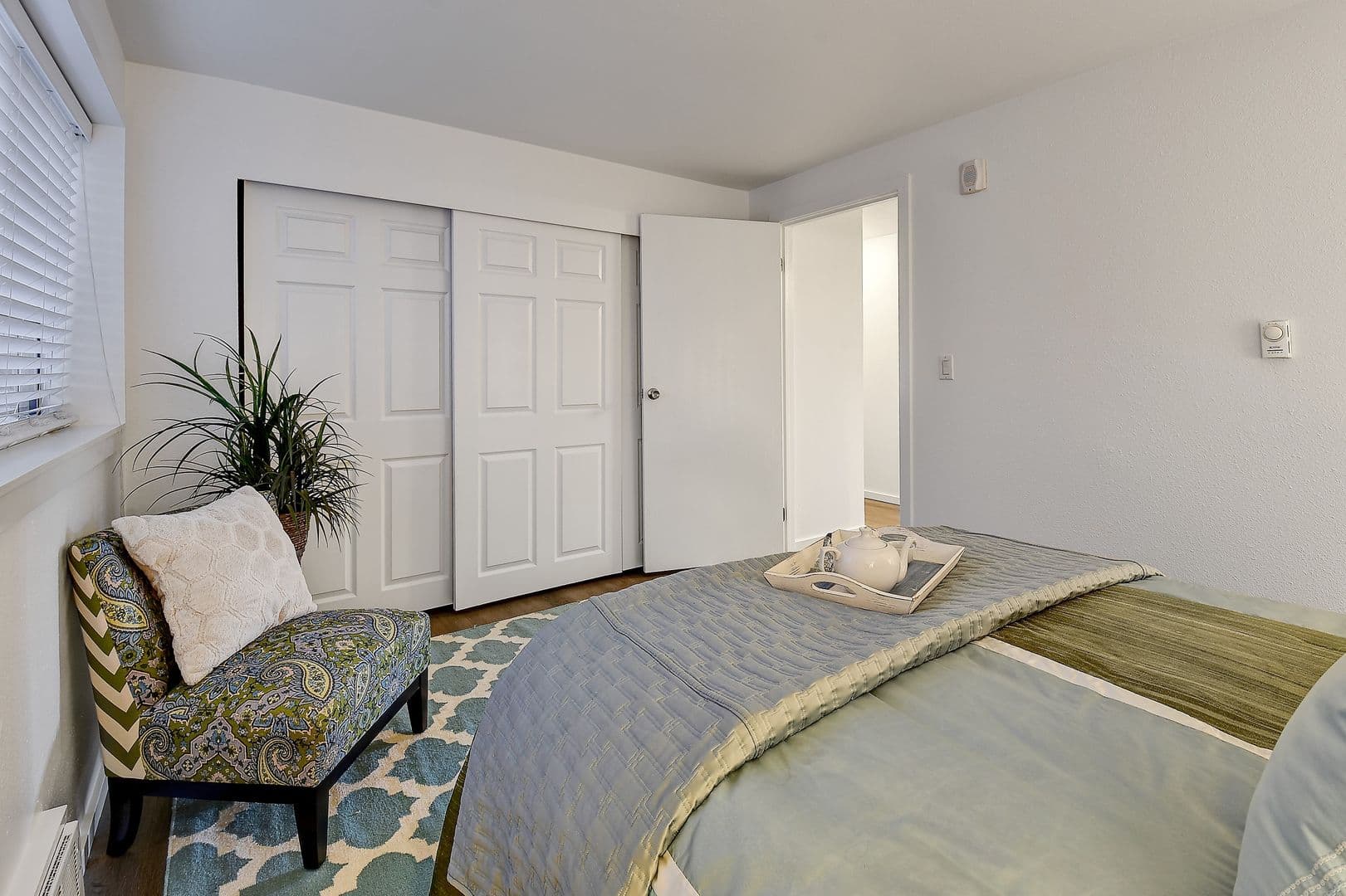 Kirkland House: 12505 NE 116th St. #A17