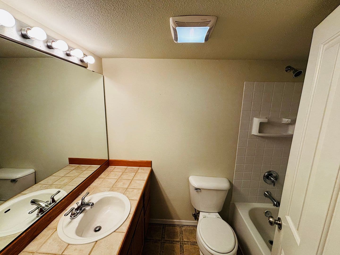 Everett Condo: 1009 112th St SE