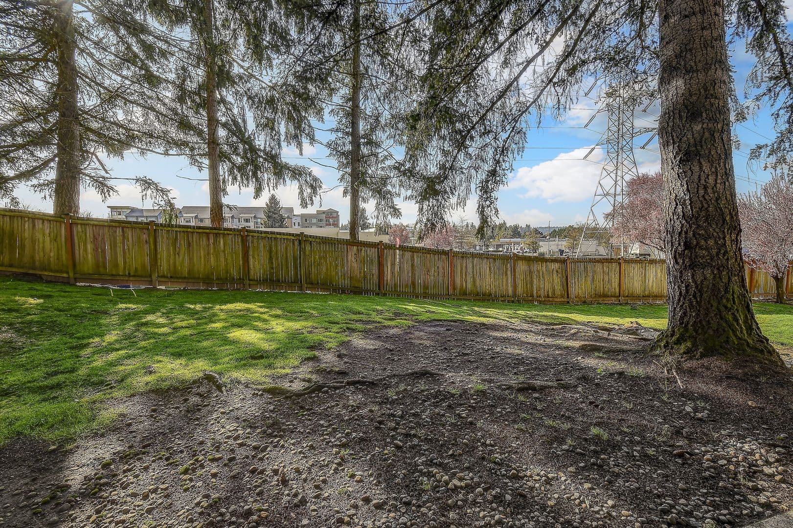 Kirkland House: 12505 NE 116th St. #A17