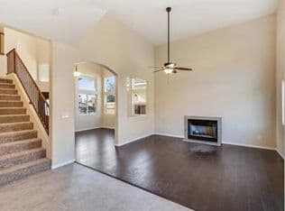 Fontana House: 15734 Grevillea Street