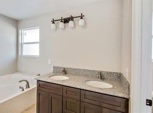 Fontana House: 15734 Grevillea Street