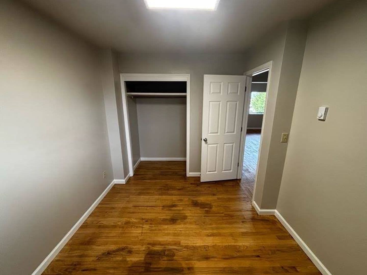 Lynnwood Apartment: 14523 Hwy 99