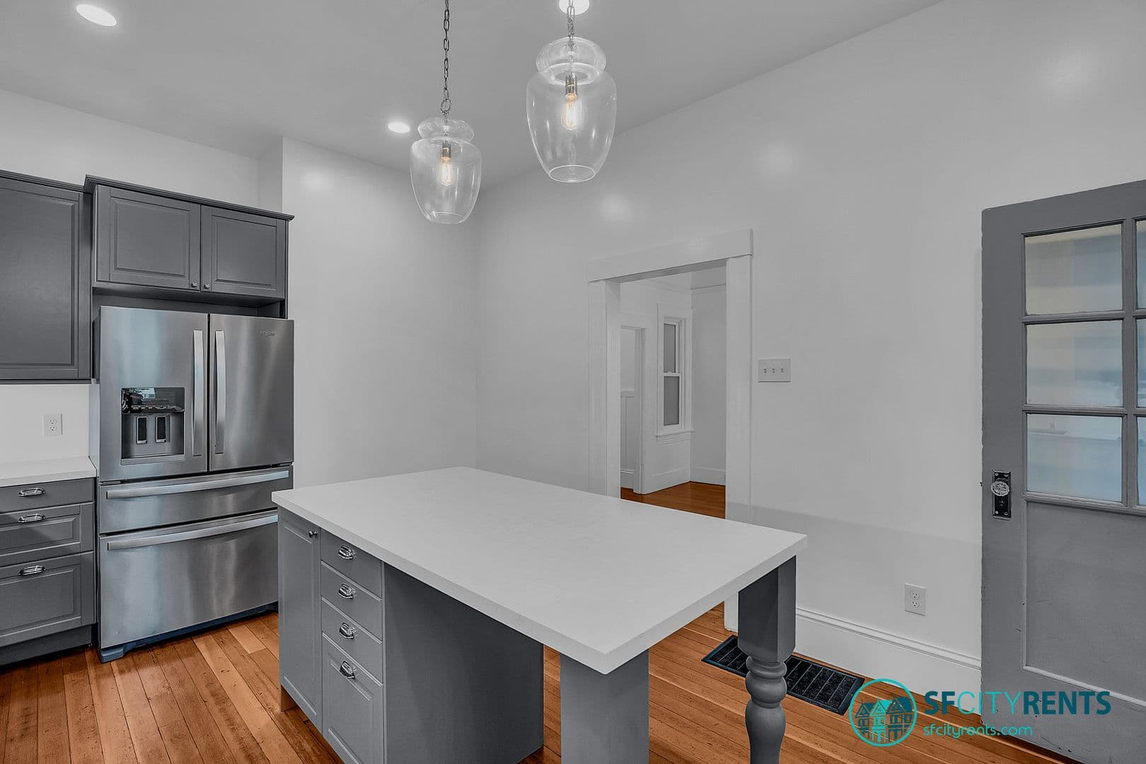 San Francisco Apartment: 484 Utah St.