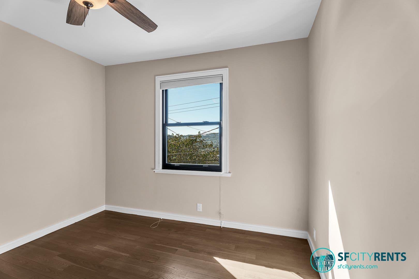 San Francisco House: 1387 De Haro St.