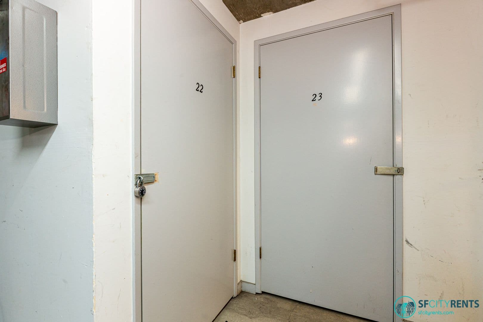 San Francisco Apartment: 1350 California St. #104