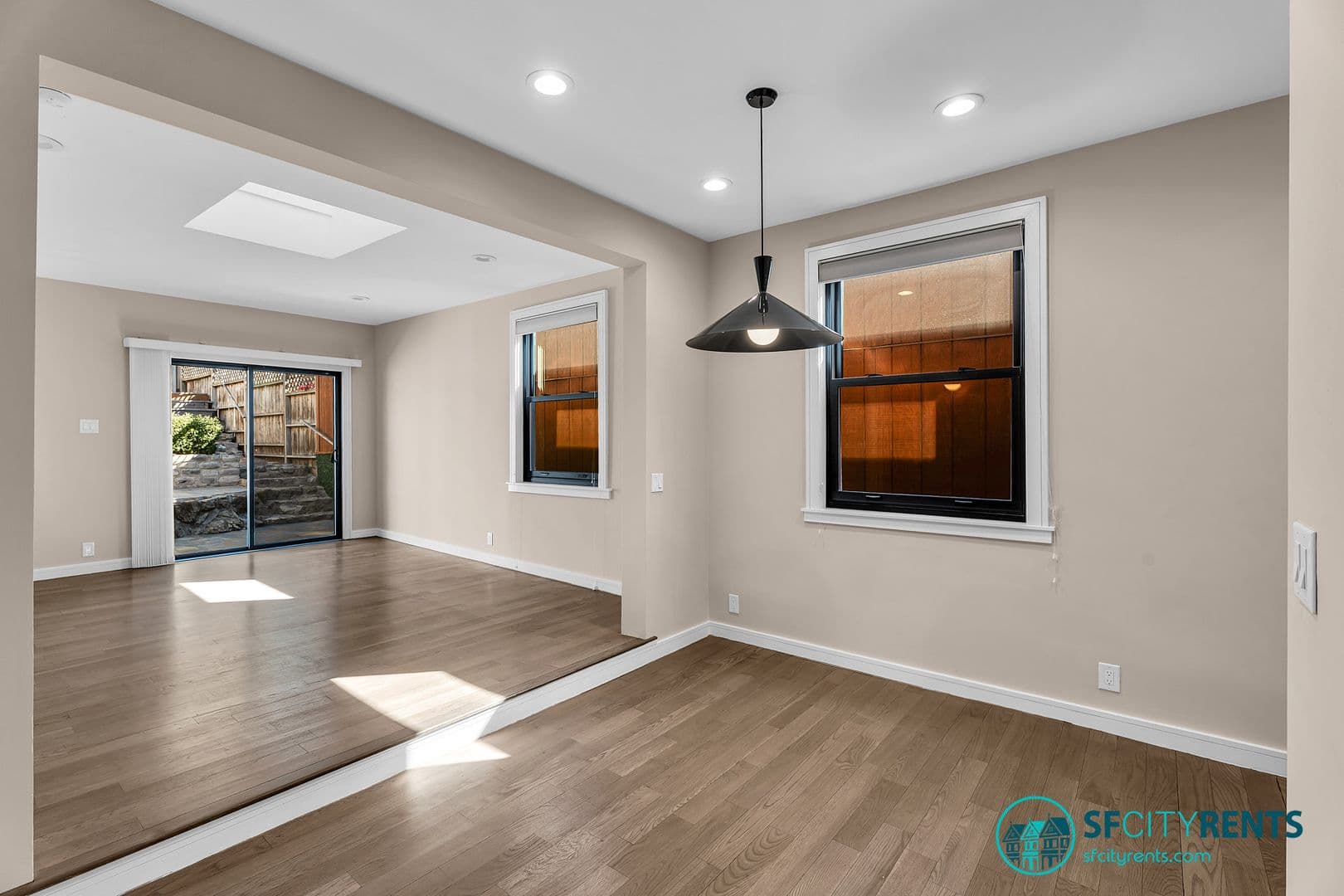 San Francisco House: 1387 De Haro St.