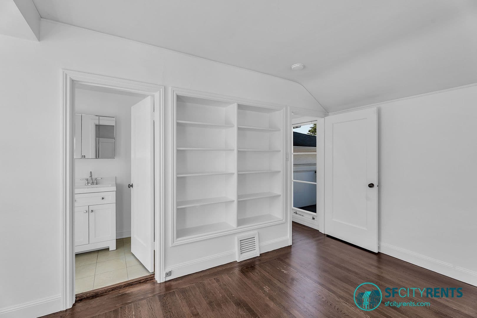 San Francisco House: 45 Stonecrest Dr.