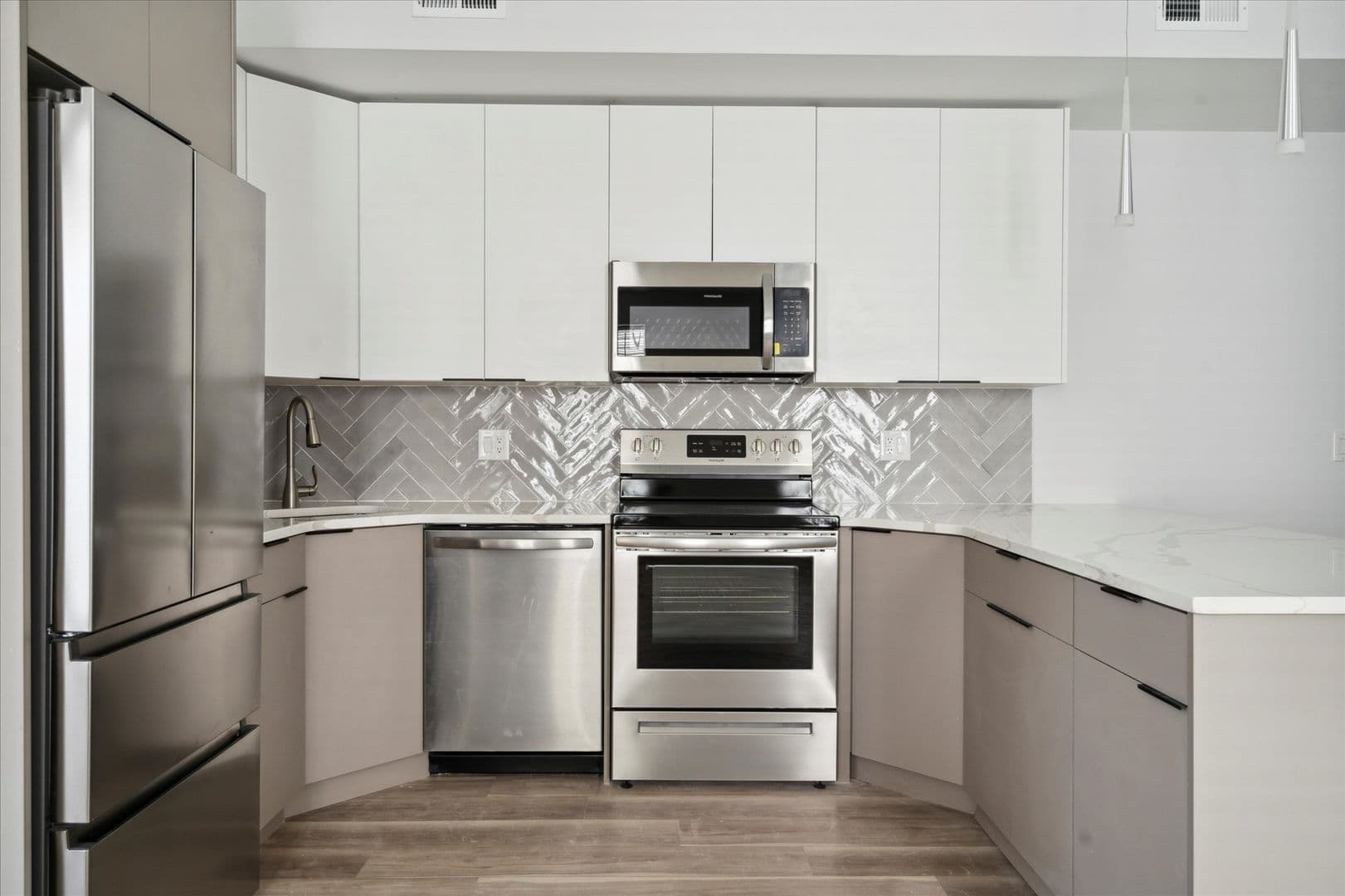 Philadelphia Apartment: 746 N 40TH ST
