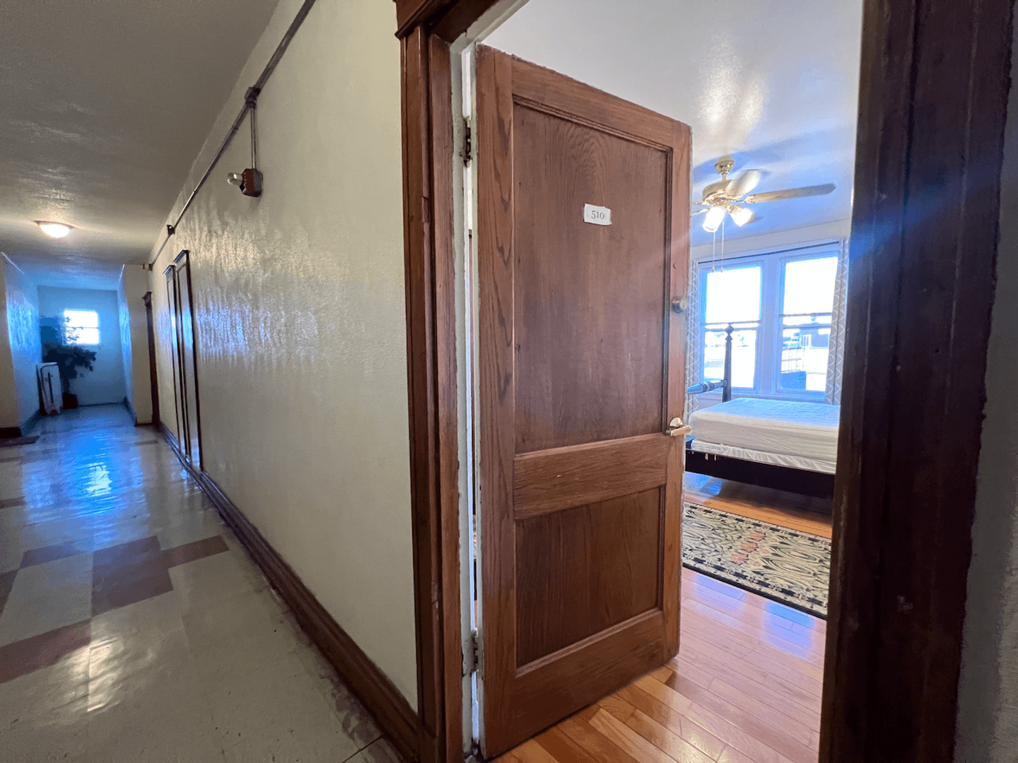 St. Louis Apartment: 3853 Lindell Boulevard