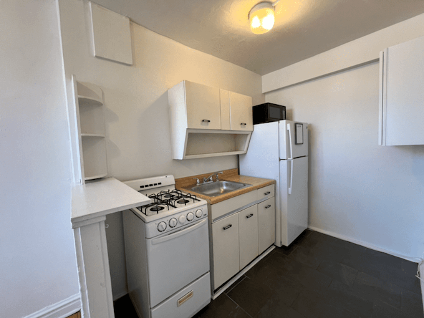 St. Louis Apartment: 3853 Lindell Boulevard