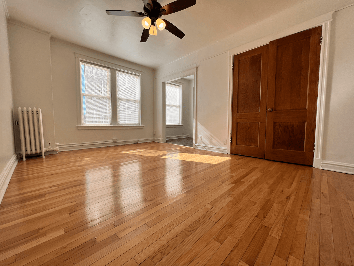 St. Louis Apartment: 3853 Lindell Boulevard