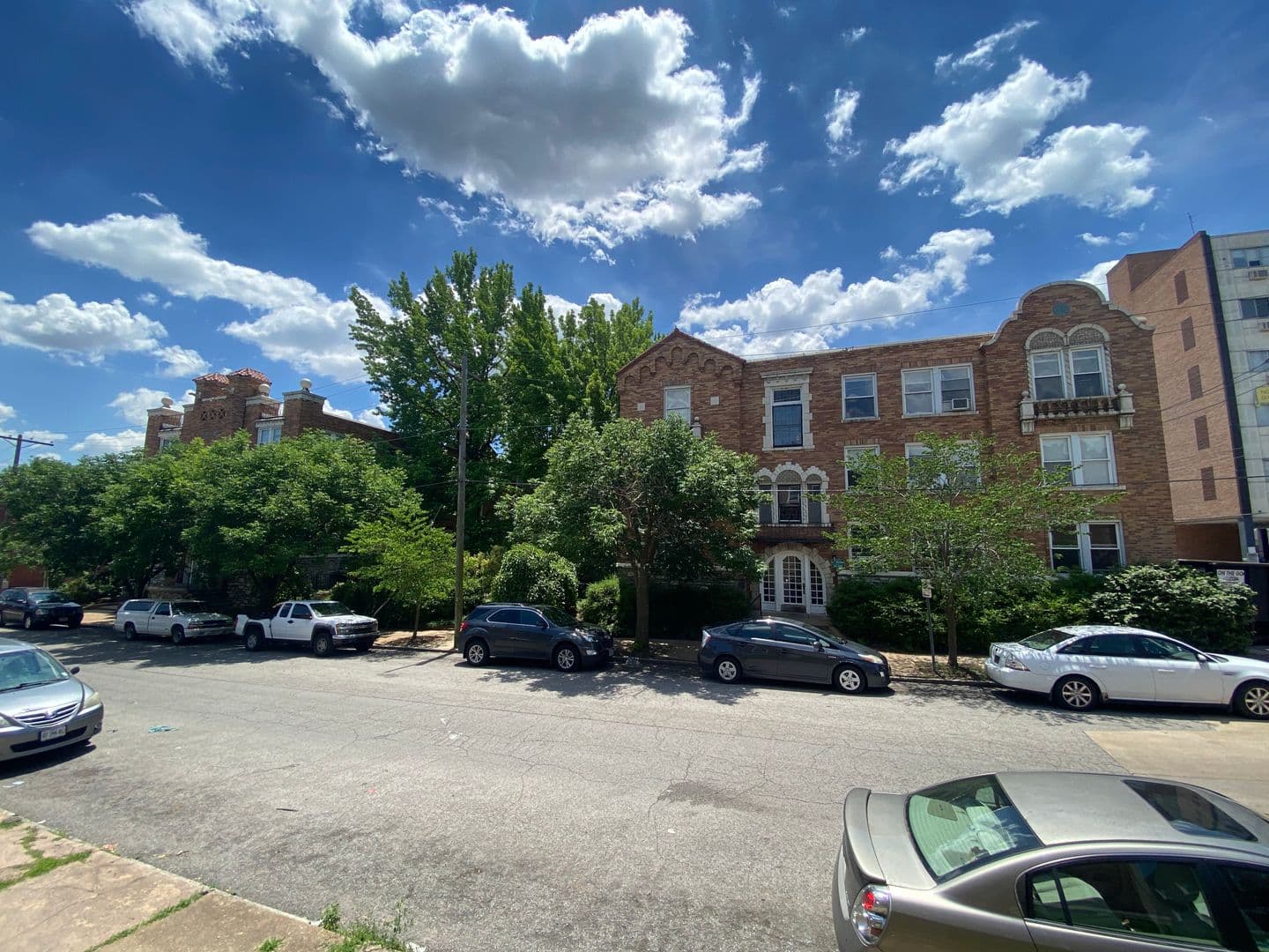 St. Louis Apartment: 3500-10 Miami Street