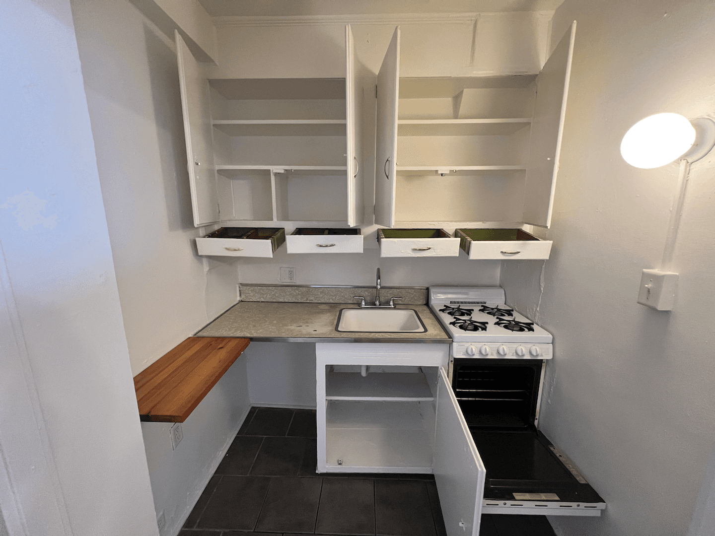 St. Louis Apartment: 4066 Lindell Blvd.