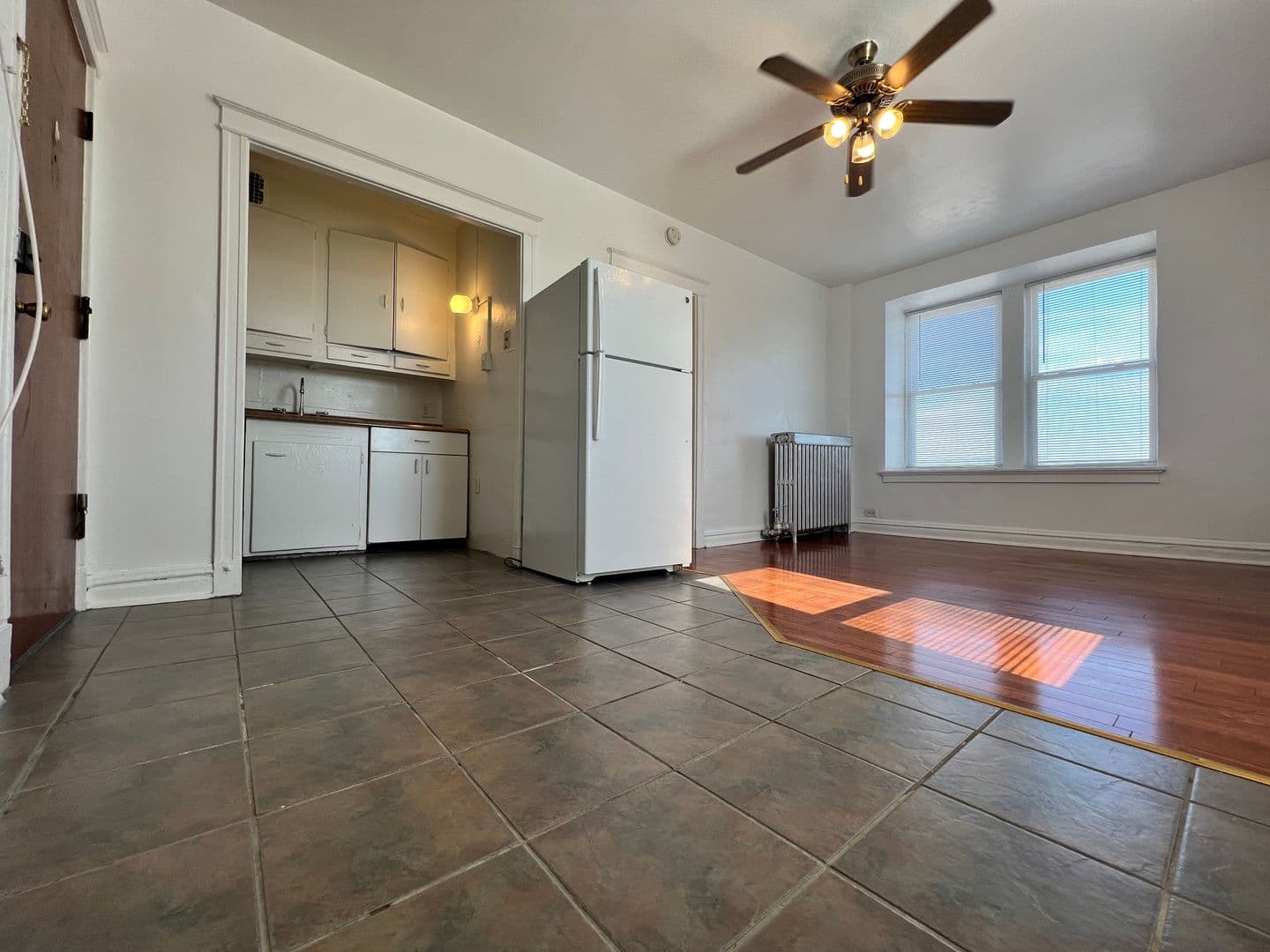 St. Louis Apartment: 4066 Lindell Blvd.