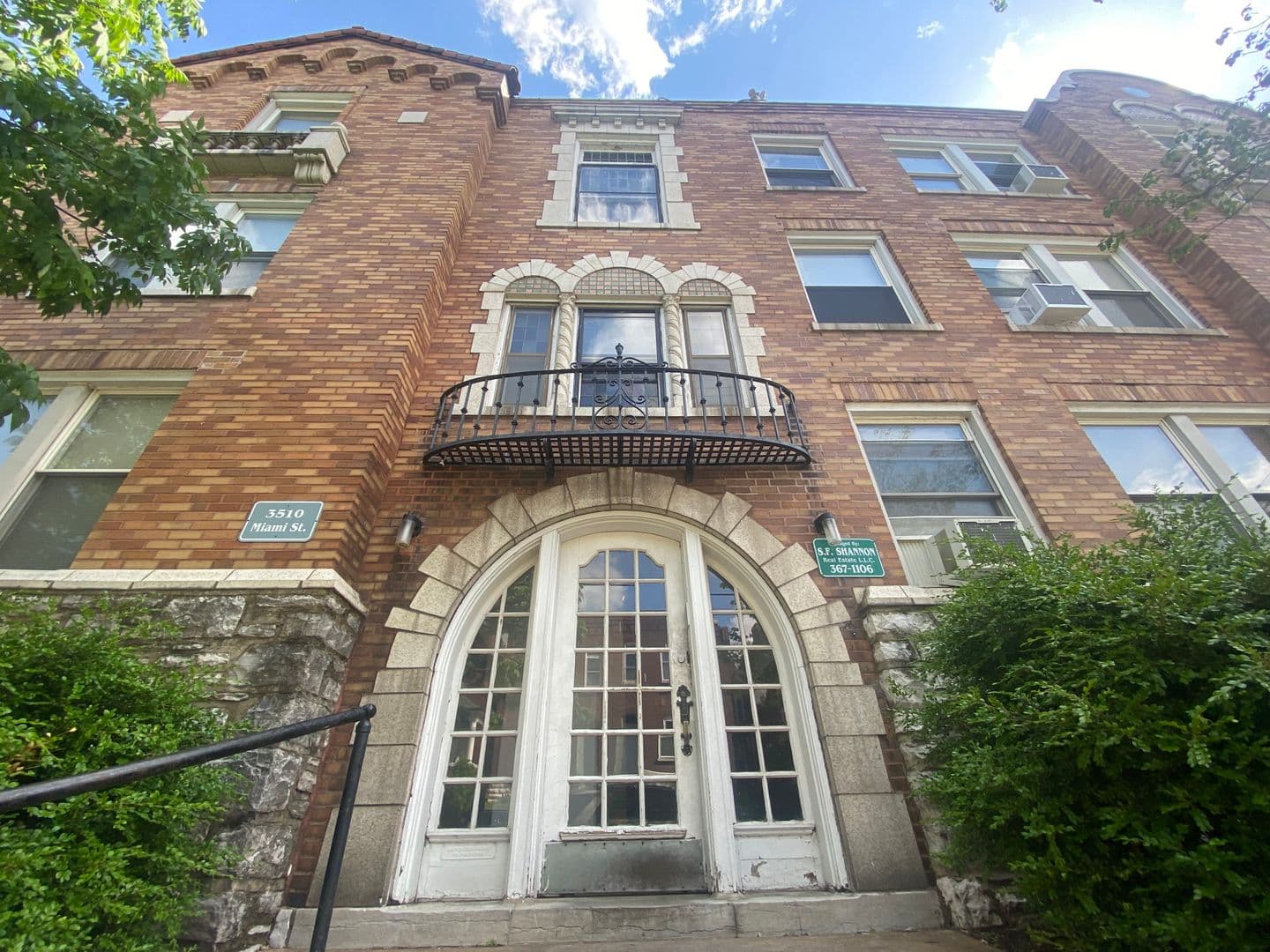 St. Louis Apartment: 3500-10 Miami Street