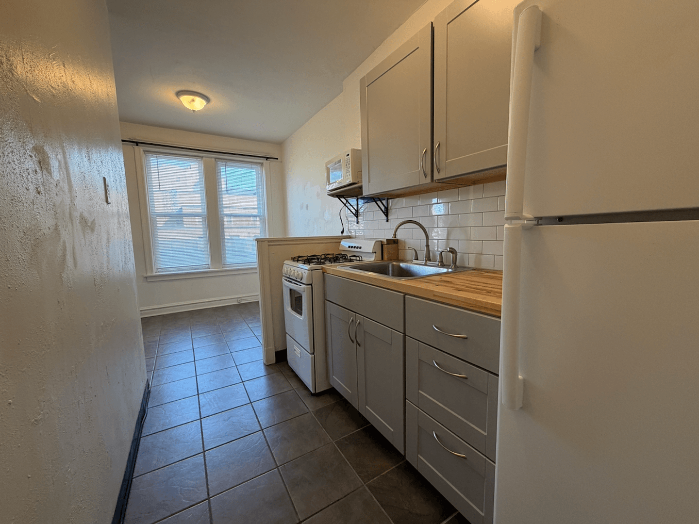 St. Louis Apartment: 3853 Lindell Boulevard