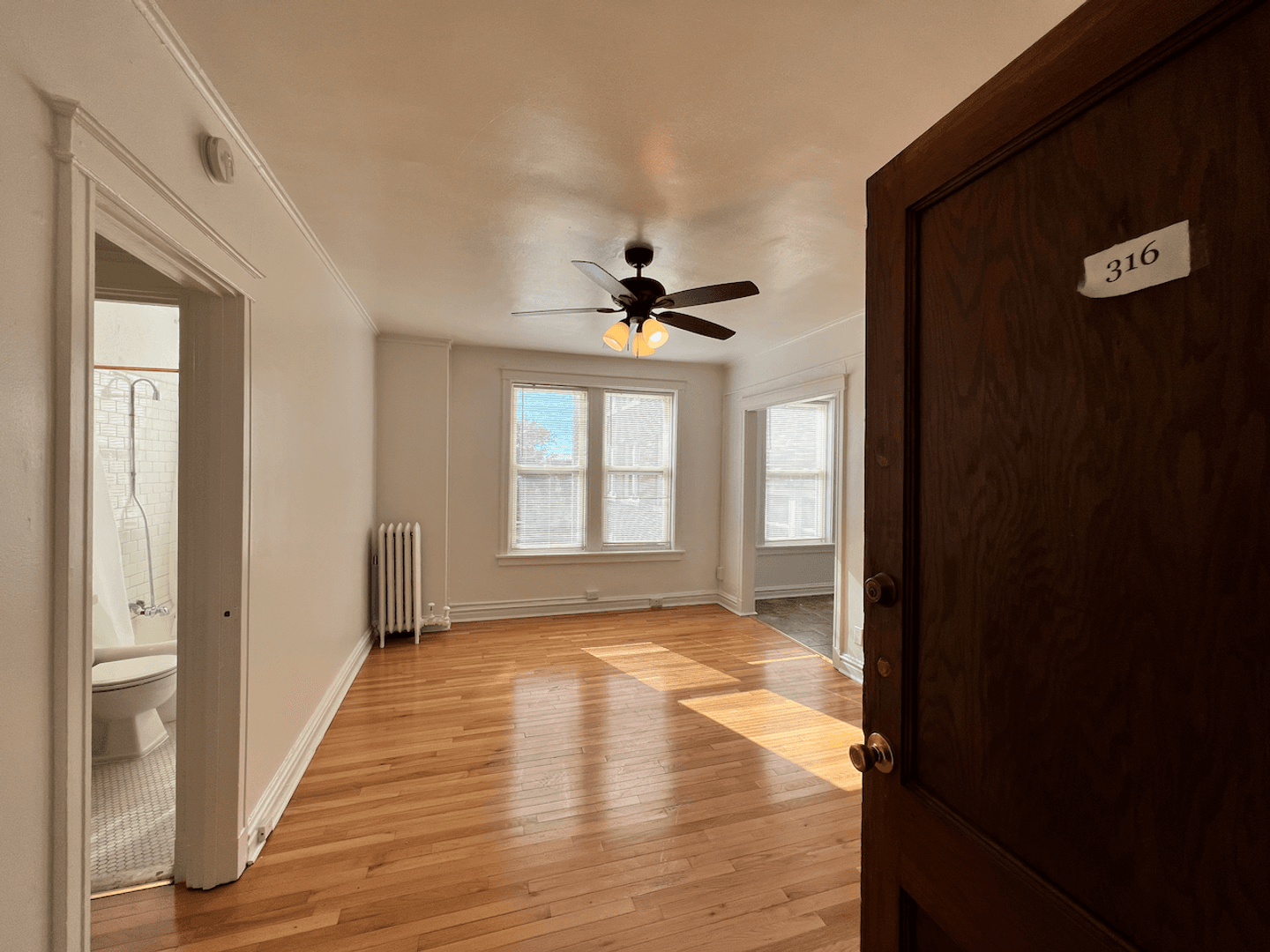 St. Louis Apartment: 3853 Lindell Boulevard